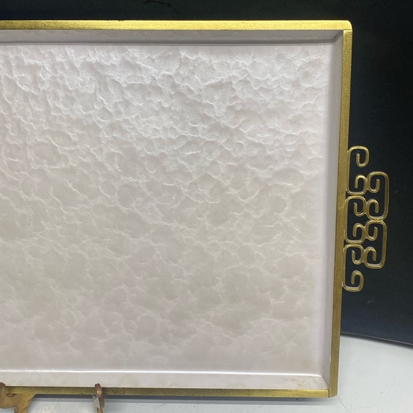 Luxurious Gold and Cream Serveware Tray - Picture 3 of 15